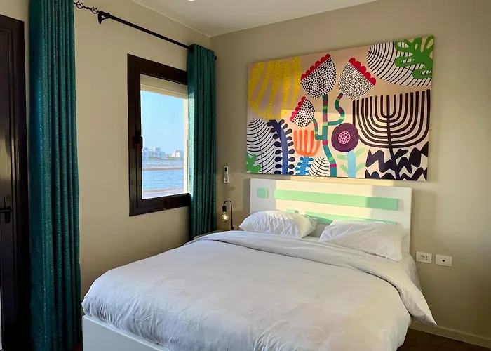 Sunny 4br Nanny With Private Heated Pool And Jacuzzi In Elgouna Villa Hurgada